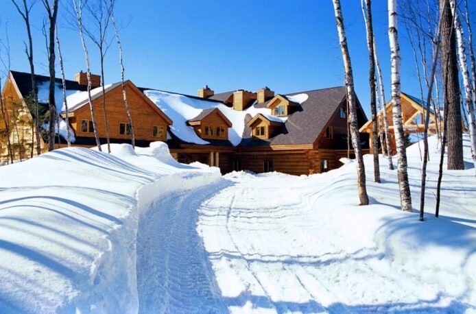 Sacacomie Lodge in de Canadese natuur, de plek om sneeuwpret te beleven